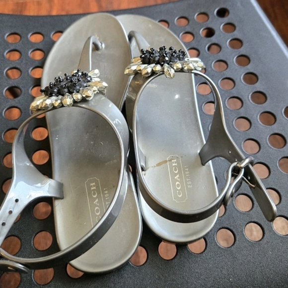 Coach "Hilda" Jelly Thong Sandals Women's Size 6 - Picture 4 of 5